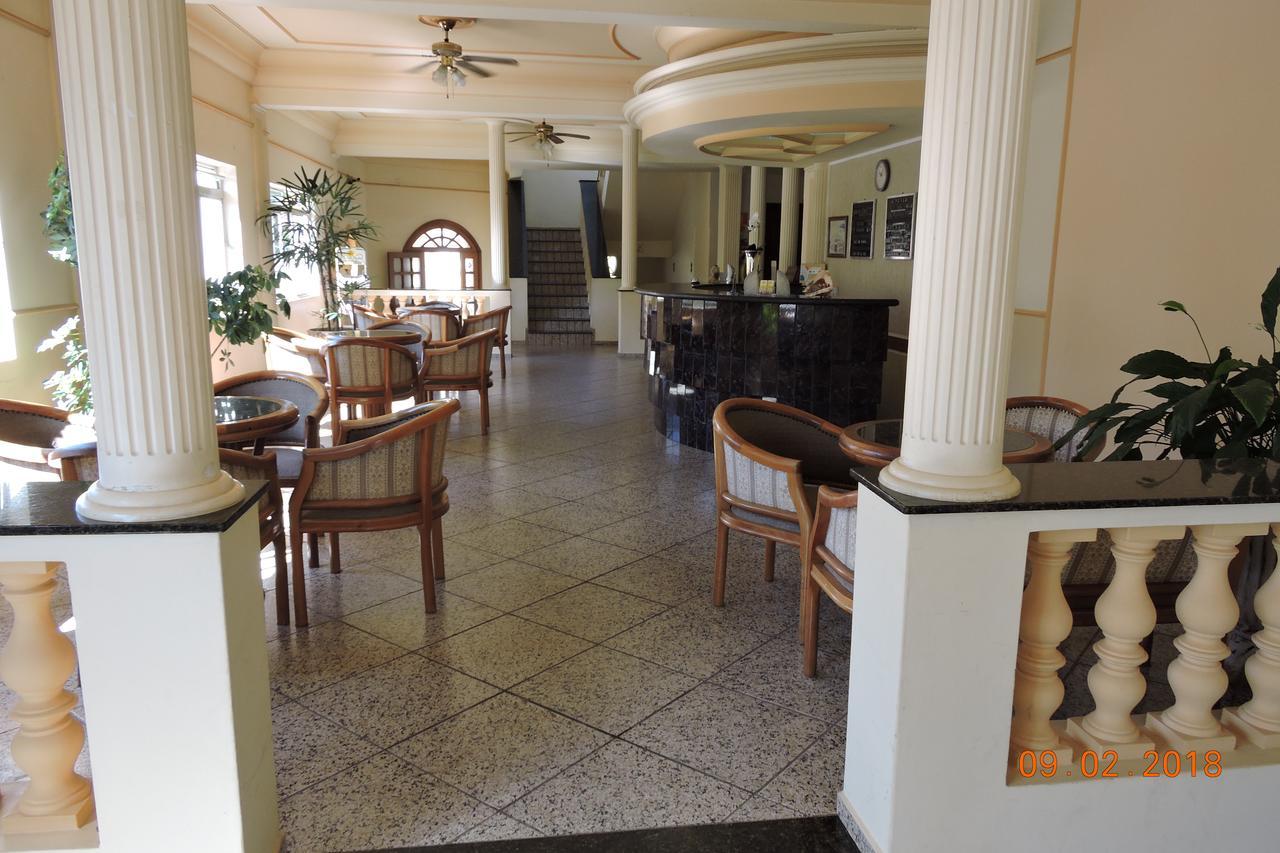 Plaza Hotel Mococa Buitenkant foto
